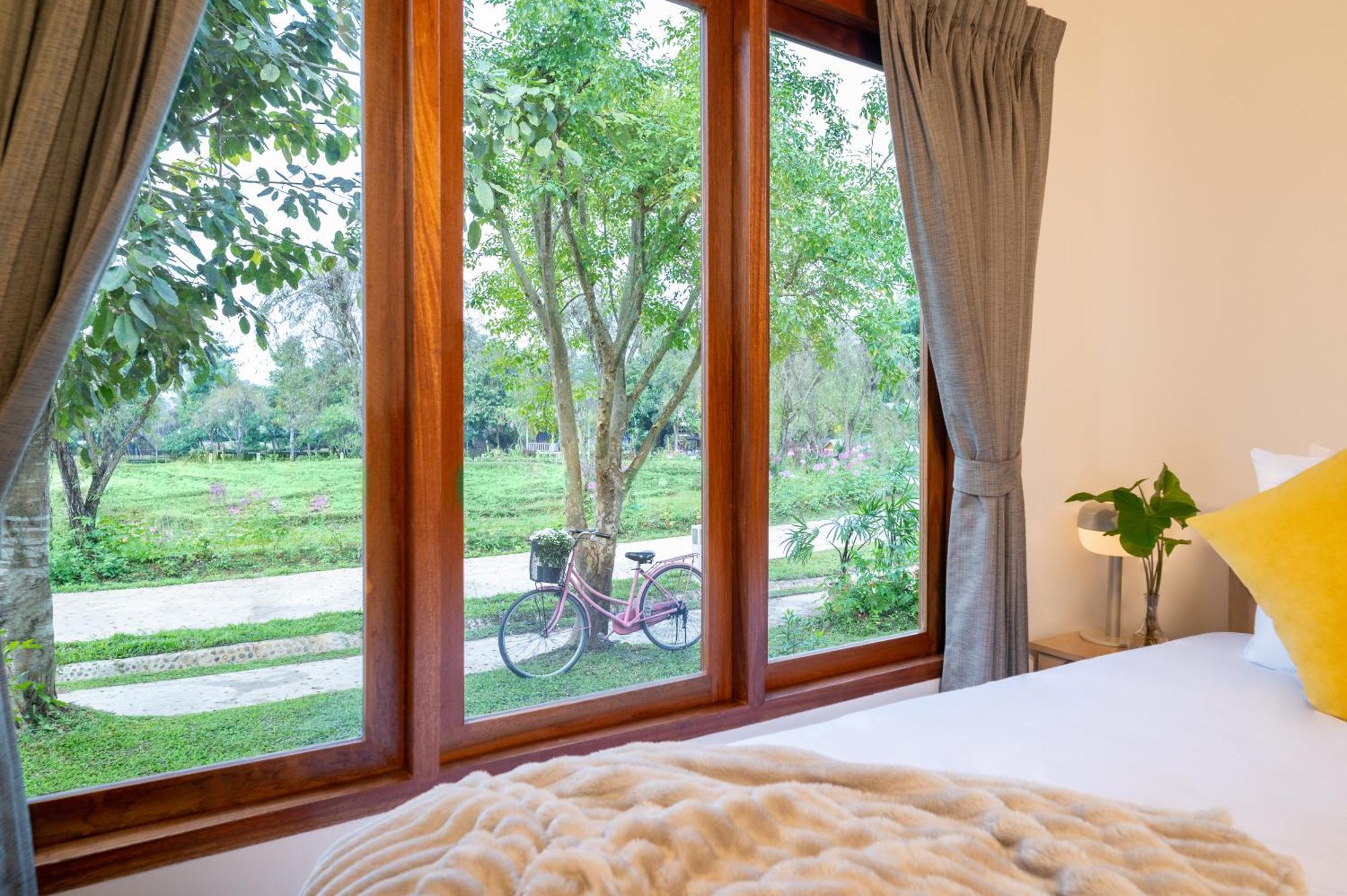 Luxury Farm House Пай Стая снимка